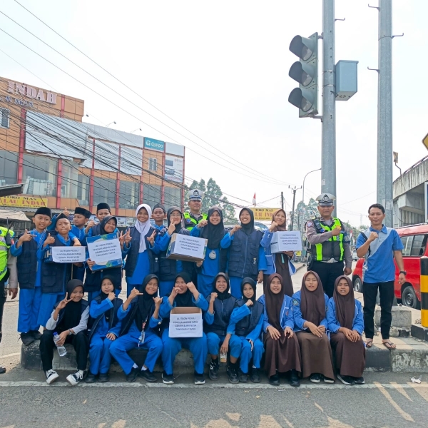 PENGGALANGAN DANA UNTUK GEMPA DI NTT
